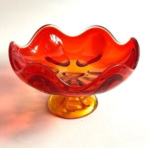 Vintage Viking Glass Persimmon Amberina Epic 6 Petal Pedestal Candy Dish